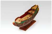 Heckverzierungen komplettiert sowie Rumpf mattiert und versiegelt