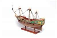 Untermasten fertig aufgetakelt