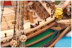 die Lagerklampen des Penterbalkens