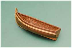 Scheuerleiste aufgeklebt