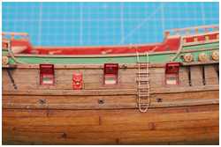 die fertigen Stückpfortendeckel