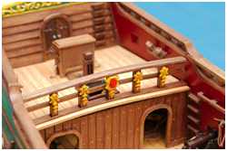 Verzierungen am Geländer des Kampanjedecks