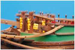 Katzenkopf am Kranbalken