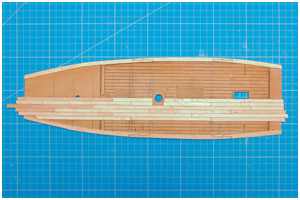 die ersten Plankengänge sind verklebt