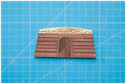 T&uuml;r in das Schott eingesetzt