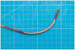 Vorbiegen der Leisten für das Bergholz