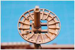 Seitentakel am Großmast