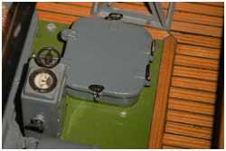 Serviceluk und Bedienpult f&uuml;r die Verholwinde