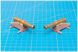 Zusammenbau der Lafetten mit Wangen, Achsen und Richtsohle