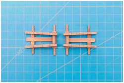 Zusammenbau der Lafetten mit Wangen, Achsen und Richtsohle
