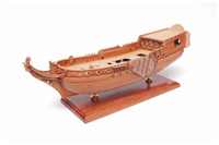 Bugzier angepasst, Speigatten, Seitenschwert und Poller fertiggestellt