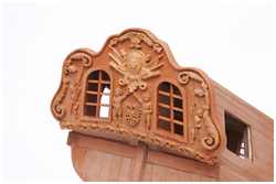 Dekor am Oberspiegel