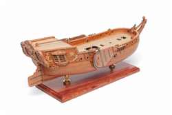 komplettes Dekor am Pavillon