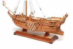 Modell auf Ständerbrettchen