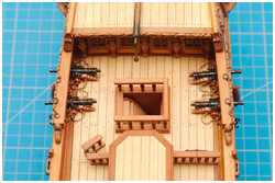 die achteren Geschütze