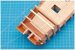 Pavillon ausgekleidet