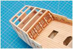 fertige Fenster am Pavillonschott