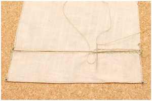 Nadel unter die vorhergehende Schlaufe führen