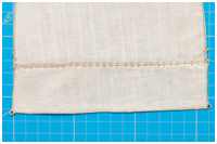 das angeschlagene Bonnet von der Vorderseite gesehen