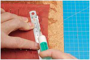 Ränder mit Leim versiegeln