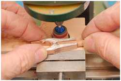 Schleifen des Gaffelschuhs