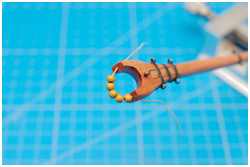 Bohrungen für das Perlenrack