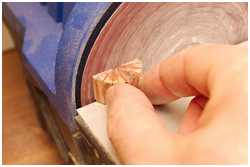 Zusammenkleben des Keilrings