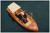 Dampfbarkasse African Queen Baujahr 1995 - RC-Bausatz - 1:12