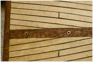 Beschl&auml;ge an Deck verschrauben