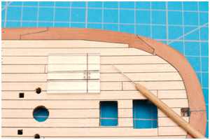 Imitation der Nagelung von Decksplanken