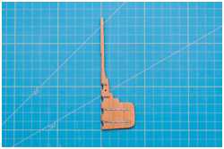 Scharnierbänder und Fingerlinge am Ruder