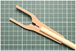 Details spaltfrei mit Rundhölzern verkleben