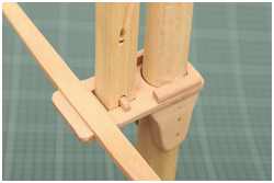 Details spaltfrei mit Rundhölzern verkleben