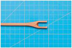 Details spaltfrei mit Rundhölzern verkleben