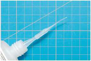 Dosieren von Sekundenkleber