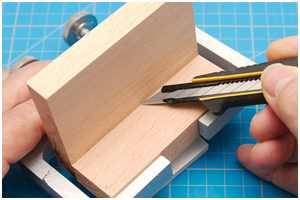 Klebehilfe für exakte rechte Winkel