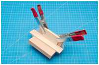 Klebehilfe für exakte rechte Winkel