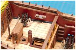 Kopfplatte eines Kompasshäuschen